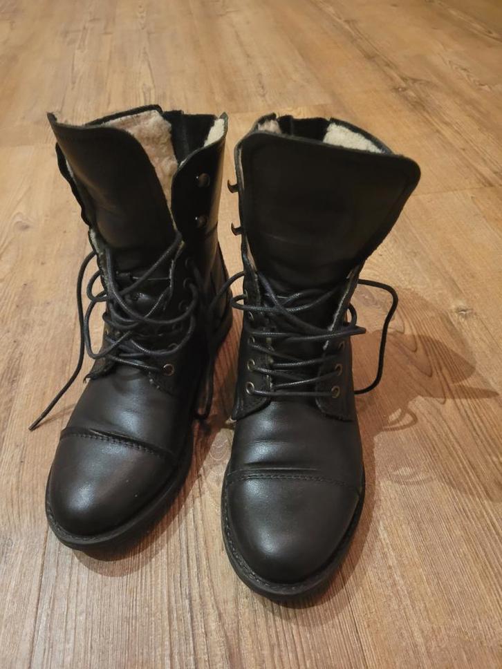 Nieuwe Manfield veterlaarsjes maat 38, Kleding | Dames, Schoenen, Zo goed als nieuw, Lage of Enkellaarzen, Zwart, Ophalen of Verzenden