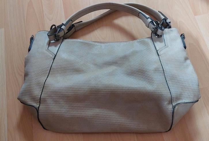 Beige/lichtbruine damestas, in nieuwstaat, veel ruimte!, Sieraden, Tassen en Uiterlijk, Tassen | Schoudertassen, Zo goed als nieuw