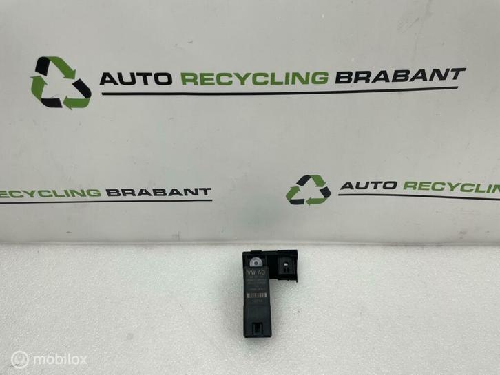 Voorgloei relais origineel Volkswagen Audi 04L907281, Auto-onderdelen, Elektronica en Kabels, Volkswagen, Gebruikt, Ophalen of Verzenden