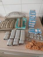 Marklin Metale brug en pijlers zie onderstaande lijst, Wisselstroom, Brug, Tunnel of Gebouw, Ophalen of Verzenden, Zo goed als nieuw