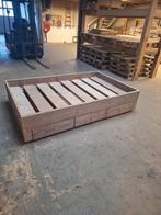 Steigerhouten bed met lades, Gebruikt, Steigerhout, Tweepersoons, Ophalen of Verzenden