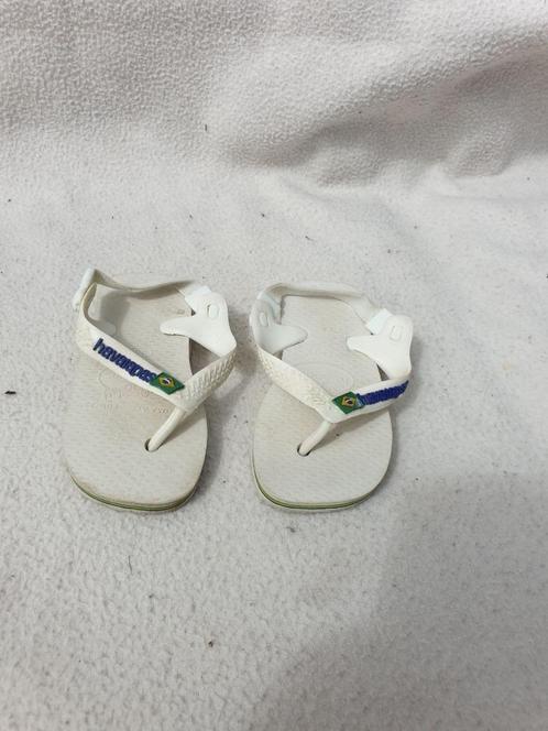 Stoere witte havaianas slippers. mt 20, Kinderen en Baby's, Kinderkleding | Schoenen en Sokken, Zo goed als nieuw, Overige typen