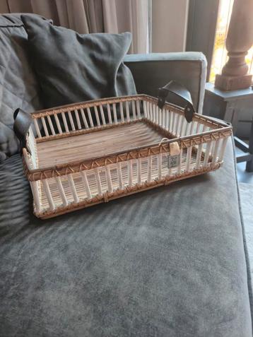 Rieten dienblad riviera maison beschikbaar voor biedingen