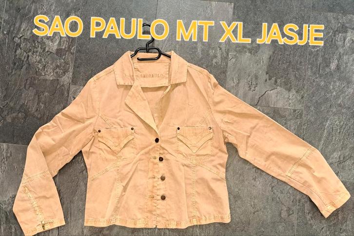 Mooie jasje São Paulo mt xl, als nieuw, Kleding | Dames, Jasjes, Kostuums en Pakken, Zo goed als nieuw, Maat 46/48 (XL) of groter