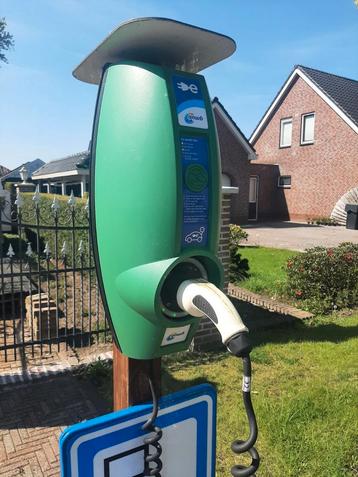 Laadpaal businessline met laadkabel type 2 beschikbaar voor biedingen