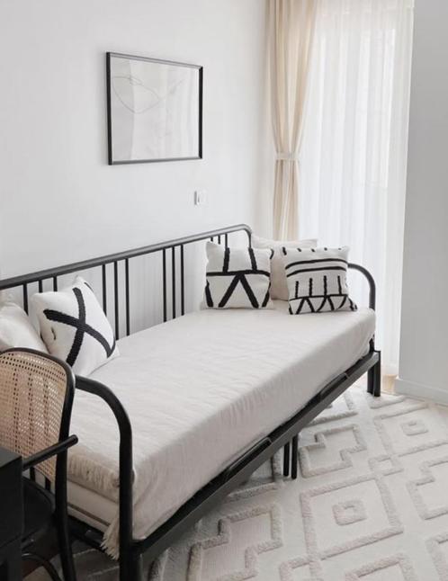 IKEA FYRESDAL Onderstel bedbank, Huis en Inrichting, Slaapkamer | Slaapbanken, Nieuw, 200 cm, Eenpersoons, Ophalen