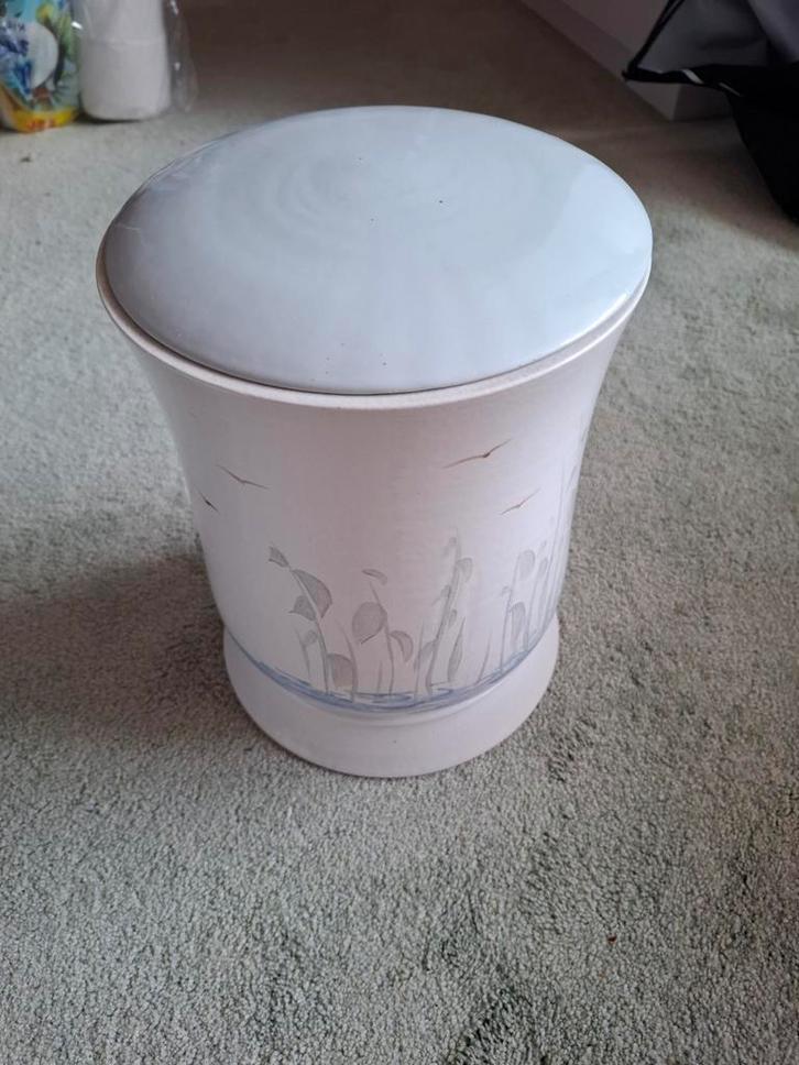 Aardewerk Urn/Pot met Deksel - Water & Vogels, Tuin en Terras, Bloempotten, Ophalen of Verzenden