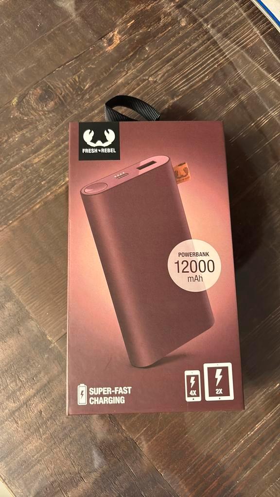 Powerbank nieuw in verpakking €13,00, Telecommunicatie, Powerbanks, Nieuw, Verzenden