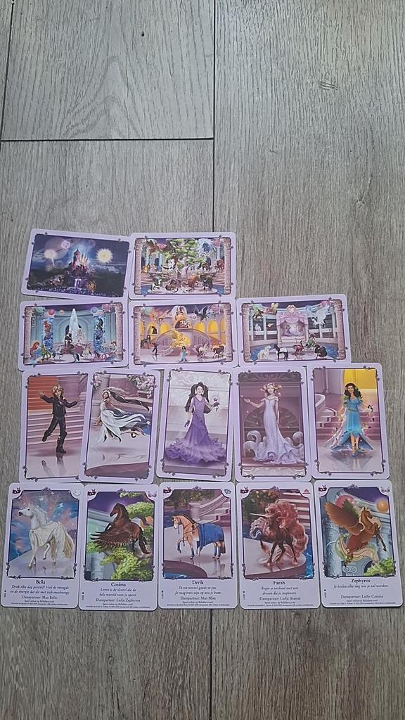 Bella Sara kaarten Bella's Bal, Hobby en Vrije tijd, Kaarten | Zelf maken, Zo goed als nieuw, Overige typen, Fantasie, Ophalen of Verzenden