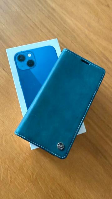 iPhone 13 128GB + Lederen Case - Zo Goed Als Nieuw beschikbaar voor biedingen