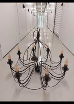 Metalen kroonluchter, Ophalen