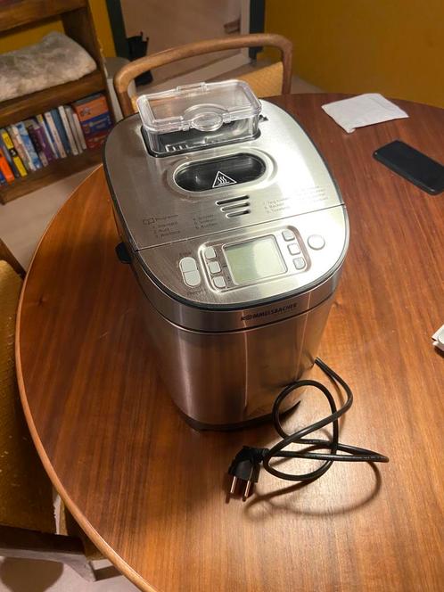 Broodbakmachine van Rommelbacher, Huis en Inrichting, Keuken | Keukenbenodigdheden, Zo goed als nieuw, Ophalen of Verzenden