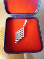 gouden hangertje 14karaat, Ophalen of Verzenden, Goud, Hanger