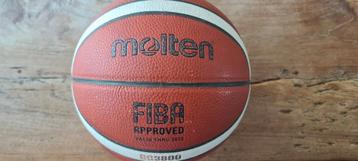 Basketbal Molten maat 6 FiBA BG3800 indoor en outdoor beschikbaar voor biedingen