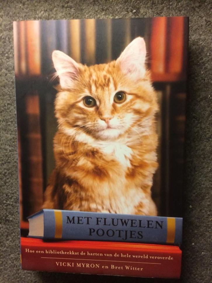 Met fluwelen pootjes ; door Vicky Myron, Bret Witter, Boeken, Overige Boeken, Zo goed als nieuw, Ophalen of Verzenden