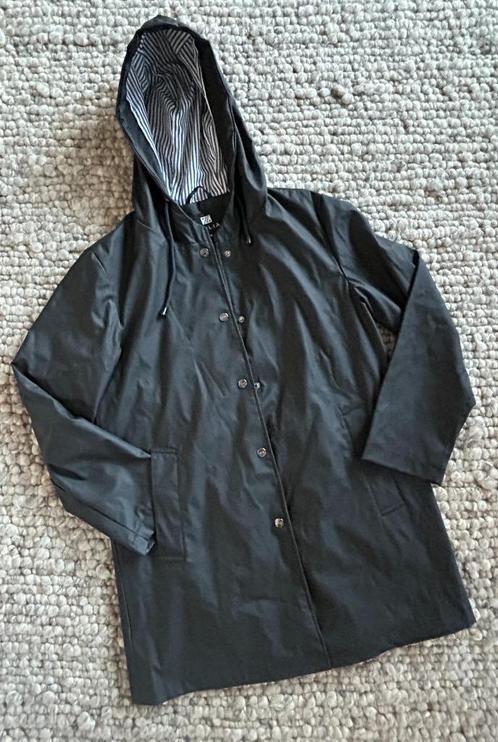 Nieuwstaat jas / regenjas ZELIA maat M., Kleding | Dames, Jassen | Zomer, Gedragen, Maat 38/40 (M), Blauw, Verzenden