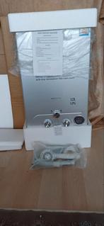 Butan,LpG geiser nieuwe 135, Minder dan 20 liter, Ophalen of Verzenden, Geiser, Minder dan 3 jaar oud