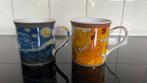 2 Vincent van Gogh mokken, Ophalen of Verzenden, Zo goed als nieuw, Overige stijlen, Kop(pen) en/of Schotel(s)