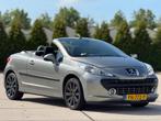 Peugeot 207 CC 1.6 VTi | Airco | Bluethooth | Navigatie | Pa, Voorwielaandrijving, 65 €/maand, Gebruikt, Zwart