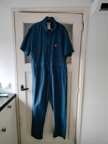 Vintage Dickies jumpsuit. beschikbaar voor biedingen