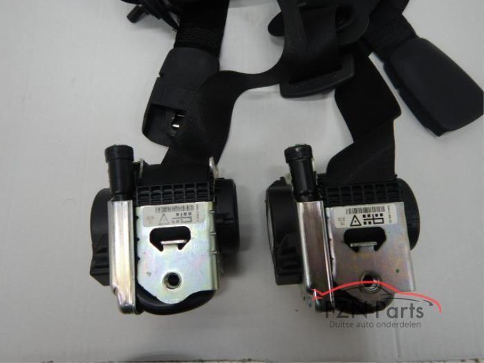 BMW X1 F48 Gordel set voorzijde links rechts, Auto-onderdelen, Interieur en Bekleding, Gebruikt, Ophalen