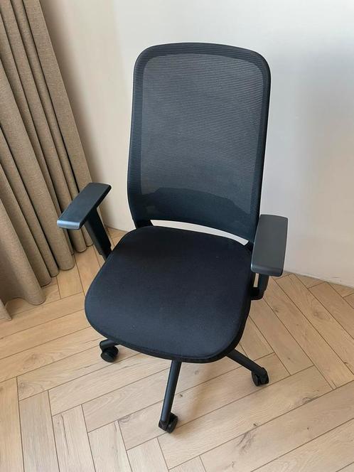Bureaustoel Fully zo goed als nieuw, Huis en Inrichting, Bureaustoelen, Zo goed als nieuw, Zwart, Ophalen