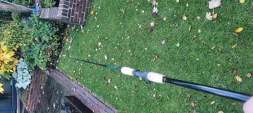 Svardonker baitcaster hengel beschikbaar voor biedingen