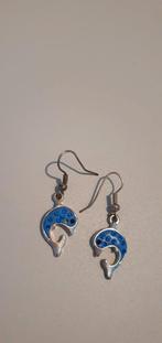 Oorbellen dolfijn blauw, Sieraden, Tassen en Uiterlijk, Oorbellen, Ophalen of Verzenden, Nieuw, Blauw, Overige materialen