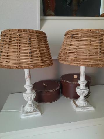Brocante Schemerlampen met Pitrieten Kap beschikbaar voor biedingen