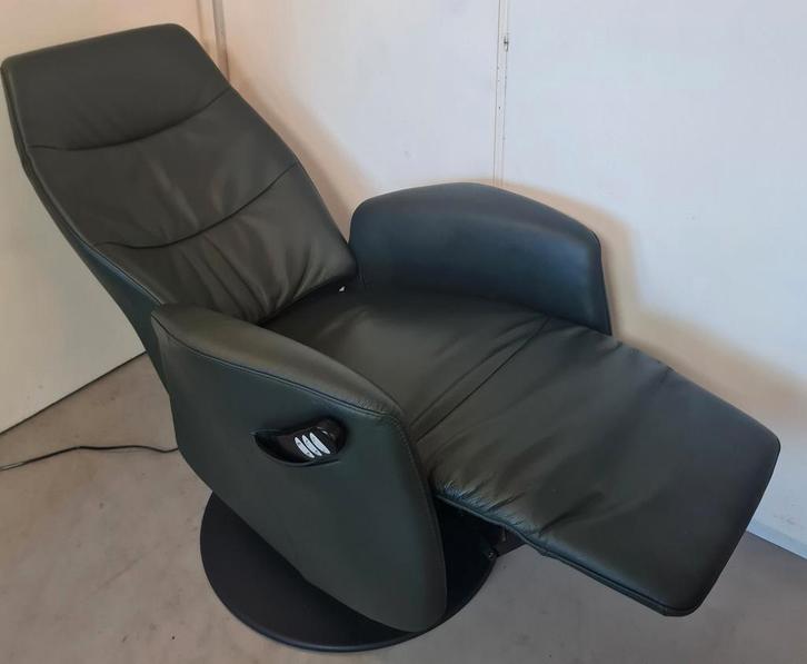De Toekomst relaxfauteuil Sta op stoel
Magic  4 MG  a 01 , Huis en Inrichting, Fauteuils, Zo goed als nieuw, 50 tot 75 cm, Ophalen