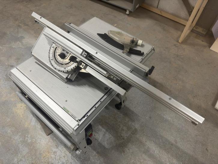 Festool CMS Zaagtafel, Doe-het-zelf en Verbouw, Gereedschap | Zaagmachines, Zo goed als nieuw, Cirkelzaag, 1200 watt of meer, 30 tot 70 mm