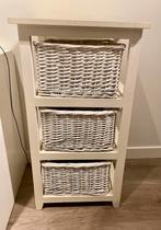 Witte hoge opbergkast met 3 rieten rotan laden, Ophalen, 50 tot 100 cm, Minder dan 100 cm, 25 tot 50 cm