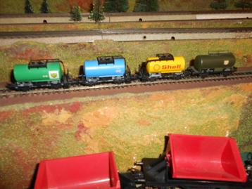Minitrix of Arnold of Roco of Rivarossi of ??? 4 ketelwagons beschikbaar voor biedingen