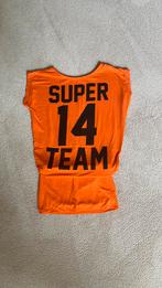 Oranje kleding.  Voetbal, Ophalen of Verzenden, Zo goed als nieuw, Jongen of Meisje