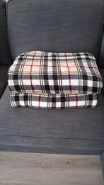 2 Burberry-look fleece dekens 160 x 200 cm € 15, Ophalen of Verzenden, Zo goed als nieuw