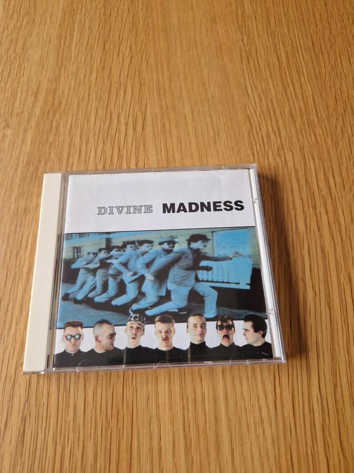 Madness – Divine Madness CD, Cd's en Dvd's, Cd's | Reggae en Ska, Gebruikt, Ophalen of Verzenden