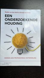 Maaike van den Herik - Een onderzoekende houding, Ophalen, Maaike van den Herik; Arnout Schuitema, Zo goed als nieuw, Nederlands