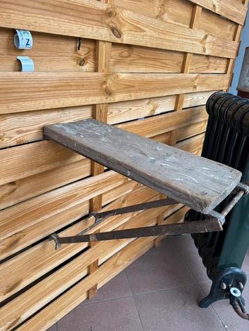 vintage schilders ladderwerkbankje  beschikbaar voor biedingen