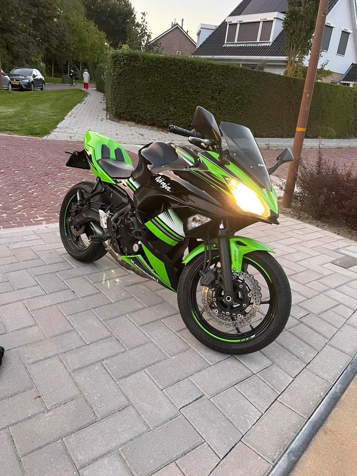 Kawasaki ninja 650, Motoren, Motoren | Kawasaki, Particulier, Sport, meer dan 35 kW, 2 cilinders, Minimaal motorrijbewijs A2, ABS