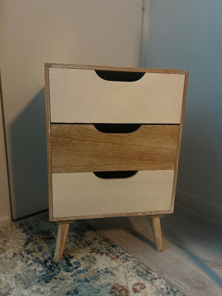 Nachtkastje hout, Ophalen, Minder dan 50 cm, Gebruikt, Houten nachtkastje