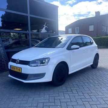 Volkswagen Polo 1.2 2011 - nieuwe apk - nette auto - goed on beschikbaar voor biedingen