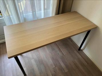IKEA bureau LAGKAPTEN met zwarte poten