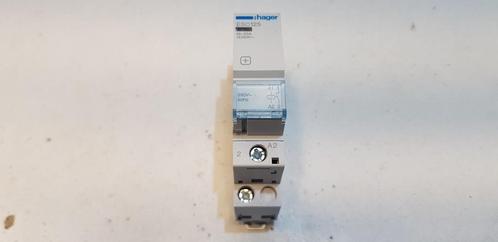 Hager Groepenkast Magneetschakelaar ESC125 25A (1x), Hobby en Vrije tijd, Elektronica-componenten, Gebruikt, Ophalen of Verzenden