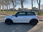 Mini Cooper 1.5 Turbo Pepper Uitvoering, In Top Staat!!, Auto's, Voorwielaandrijving, 136 pk, Euro 6, 4 stoelen
