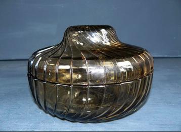 Vintage rookglazen schaal met deksel - Veropa Frankrijk beschikbaar voor biedingen