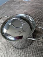 Camping pan smalle hoge pan. Voor op campingpit en keuken., Ophalen of Verzenden, Zo goed als nieuw, Koekenpan of Braadpan