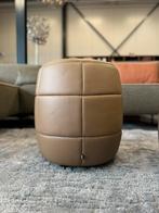 Nieuw Design on Stock Barrell 45 Loxton Dessert leer Poef, Rond, Leer, Ophalen of Verzenden, Design on Stock