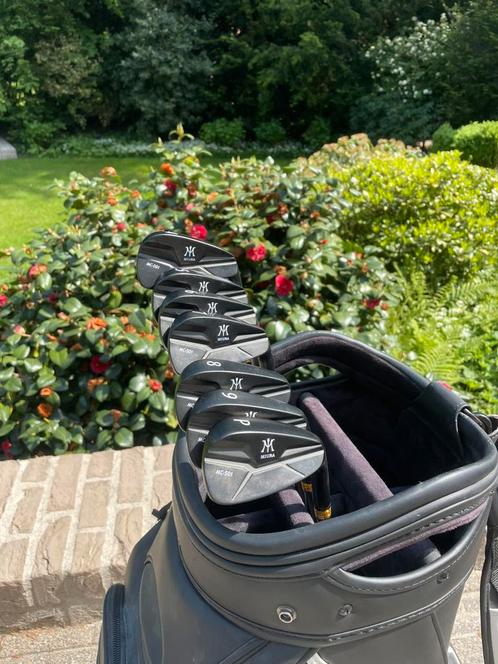 Miura MC-501 mat black ijzerset 4-P heren, Sport en Fitness, Golf, Zo goed als nieuw, Set, Overige merken, Verzenden