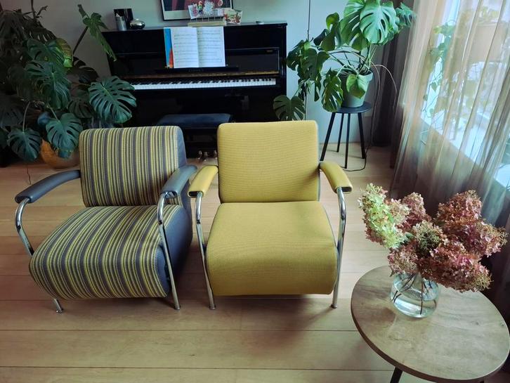 2x Leolux Scylla, nieuwst. samen €1100, Huis en Inrichting, Banken | Sofa's en Chaises Longues, Zo goed als nieuw, Eenpersoons