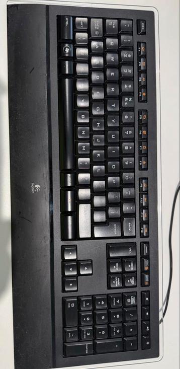 logitech illuminated keyboard k740 beschikbaar voor biedingen